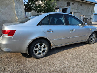 Hyundai Sonata foto 3