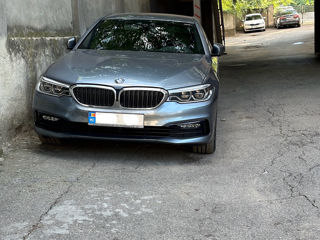 BMW 5 Series foto 3