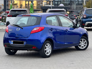 Mazda 2 foto 4