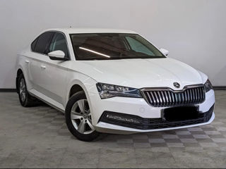 Skoda Superb foto 3