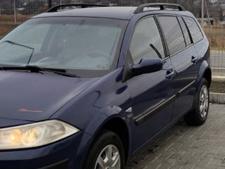 Renault Megane foto 2