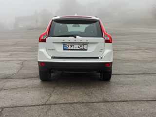 Volvo XC60 foto 4