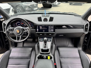 Porsche Cayenne foto 8