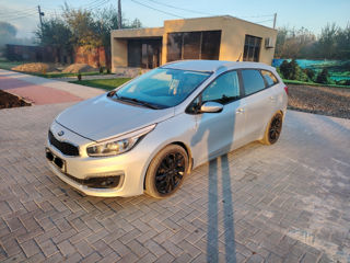 KIA Ceed foto 2