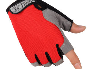 Новые перчатки для велосипеда или фитнеса. Размер М.