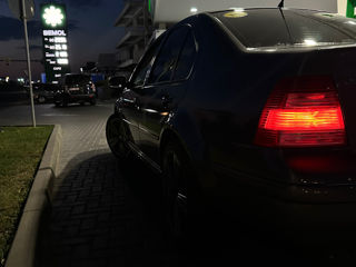 Volkswagen Jetta foto 6