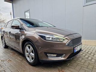 Ford Focus foto 9