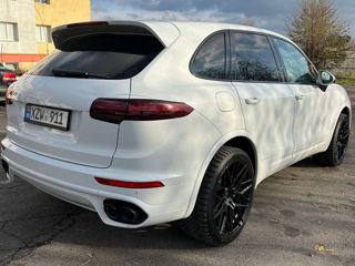 Porsche Cayenne foto 5