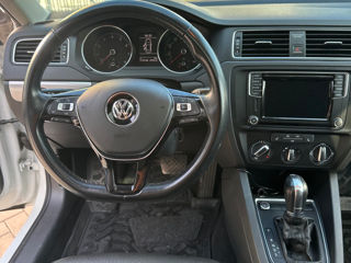 Volkswagen Jetta foto 11