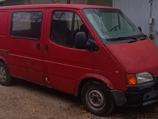 Ford Transit foto 2