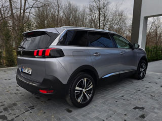 Peugeot 5008 foto 2