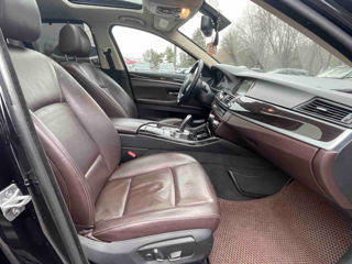 BMW 5 Series foto 15