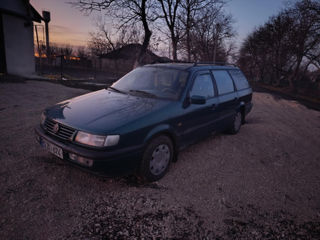 Volkswagen Passat foto 3