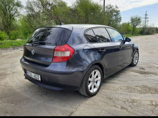 BMW 1 Series foto 2