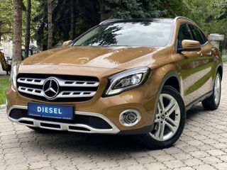 Mercedes GLA foto 8