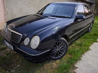 Mercedes E-Class