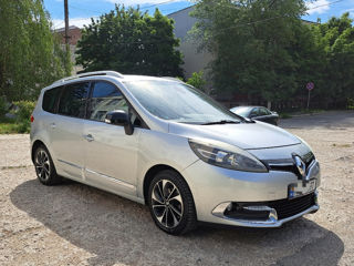 Renault Grand Scenic foto 2