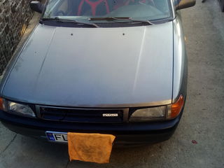 Mazda 323 foto 5