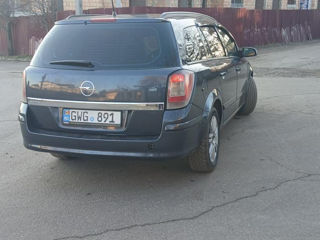 Opel Astra foto 9