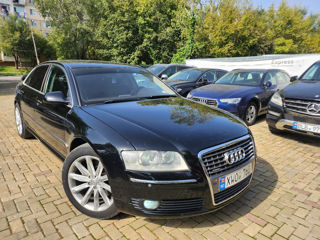 Audi A8 foto 11