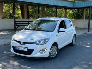 Hyundai i20 foto 2