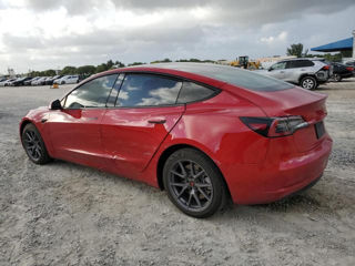 Tesla Model 3 foto 6