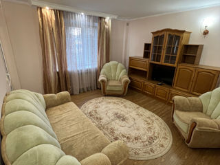 Apartament cu 2 camere, 56 m², Centru, Chișinău foto 5