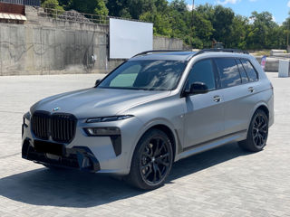 BMW X7 foto 7