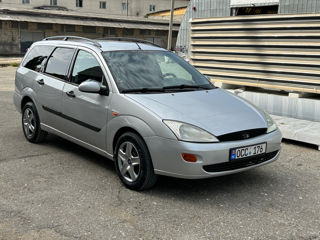 Ford Focus foto 2