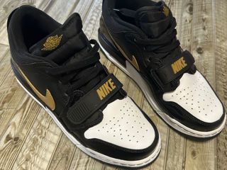 Jordan Legacy 312 Low Black Metallic Gold