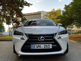 Lexus NX Series foto 2