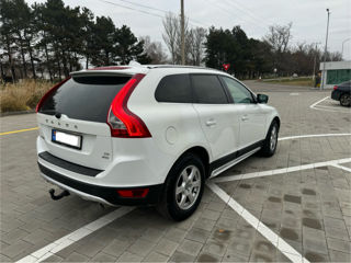 Volvo XC60 foto 3