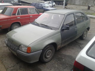 Opel Kadett foto 5