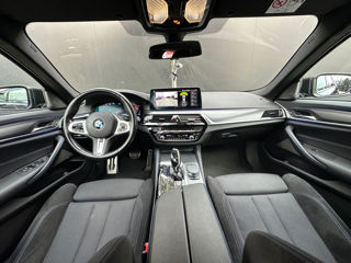 BMW 5 Series foto 9