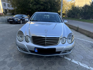 Mercedes E-Class foto 2