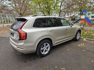 Volvo XC90 foto 7