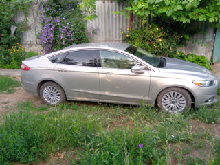 Ford Fusion фото 10