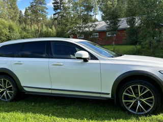 Volvo V90 Cross Country foto 3