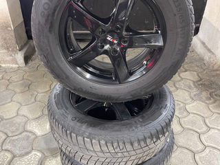 Roti Hyundai Santa Fe 235/65R17 foto 1