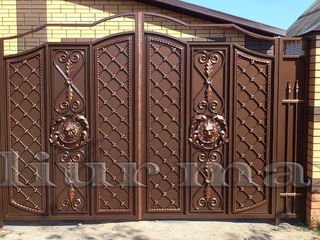 Copertine,  gratii, uși metalice, porți, garduri, balustrade și alte confecții din fier. foto 4