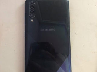 Vînd samsung A30s