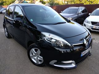 Renault Scenic foto 2