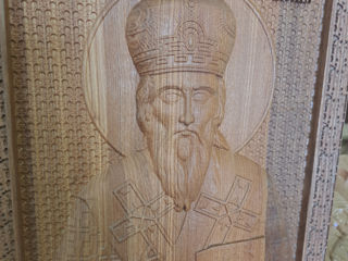 Icoane sculptate in lemn foto 4