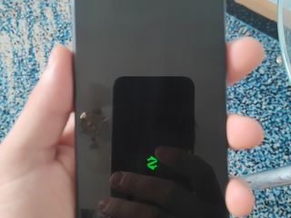 Vînd urgent Xiaomi RedMi Note 8 Pro 6/128 GB Black foto 2