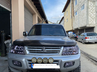 Mitsubishi Montero Sport