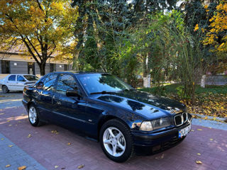 BMW 3 Series foto 15