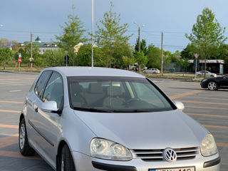 Volkswagen Golf foto 1