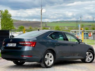 Skoda Superb фото 4