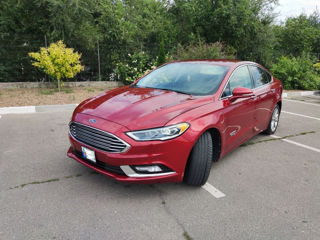 Ford Fusion foto 2