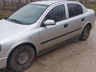 Opel Astra foto 2